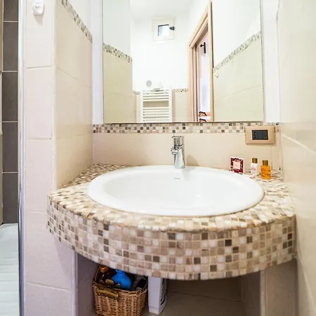 La Piazzetta Apartment *