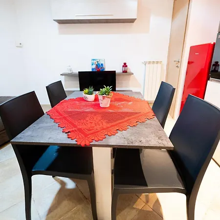 Apartment La Piazzetta *
