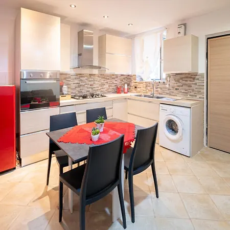 La Piazzetta Apartment *